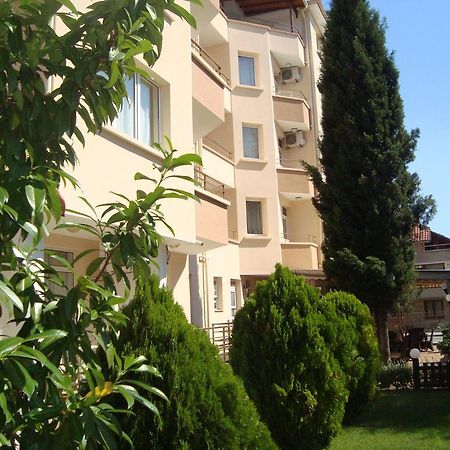 Hotel Astra Ράβντα Εξωτερικό φωτογραφία
