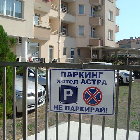 Hotel Astra Ράβντα Εξωτερικό φωτογραφία