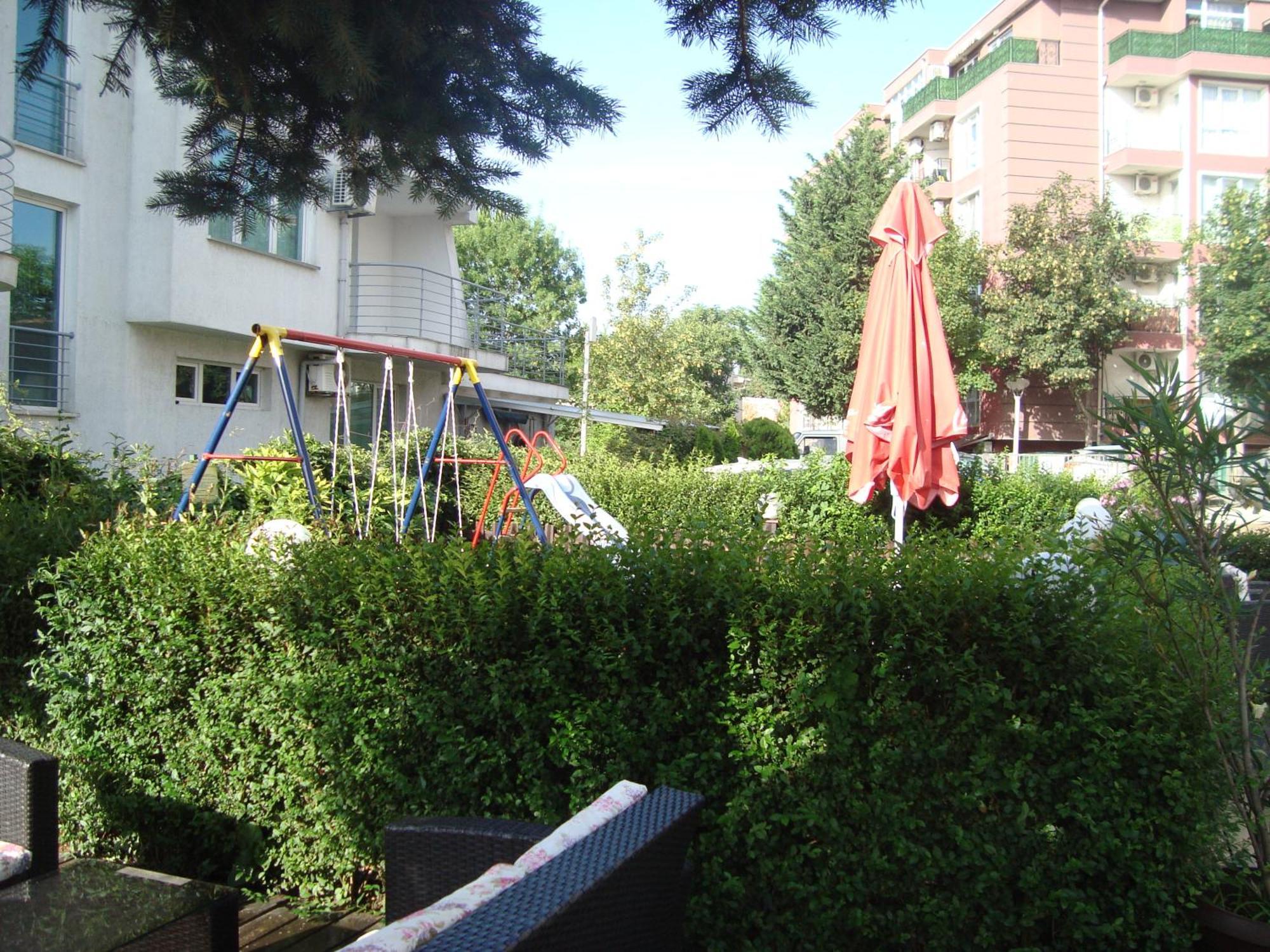 Hotel Astra Ράβντα Εξωτερικό φωτογραφία